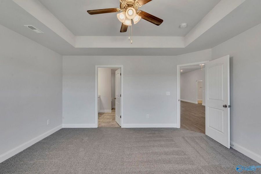 Representative unfurnished interior of a home built from the 2200 by Adams Homes in Winding Oaks, Weeki Wachee (Image 30). Representative unfurnished interior of a home built from the 2200 by Adams Homes in Winding Oaks, Weeki Wachee (Image 30).