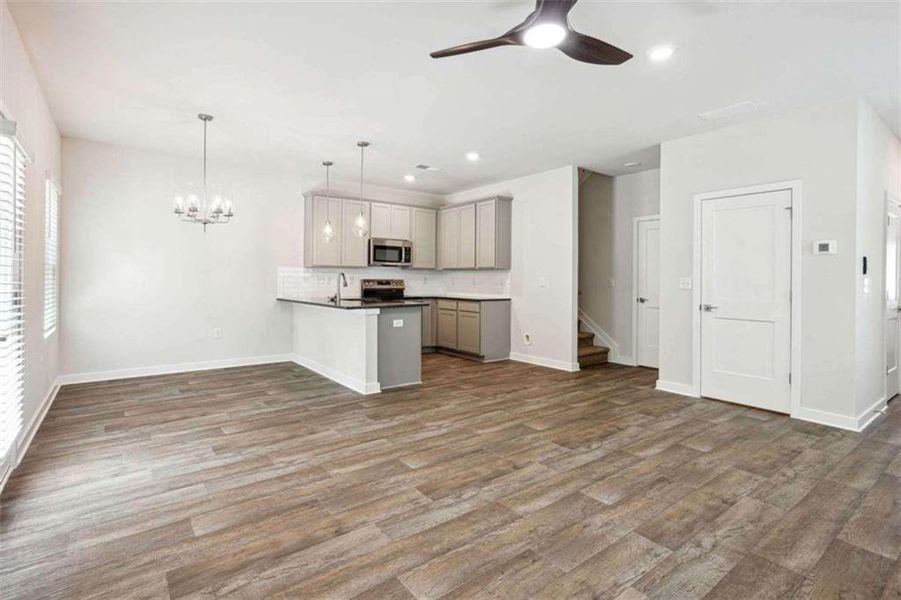 Spacious, unfurnished interior of a new home in Campground Crossing, McDonough (Image 15). Spacious, unfurnished interior of a new home in Campground Crossing, McDonough (Image 15).