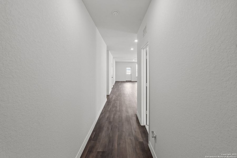 Image 23 of a home in Lily Springs.