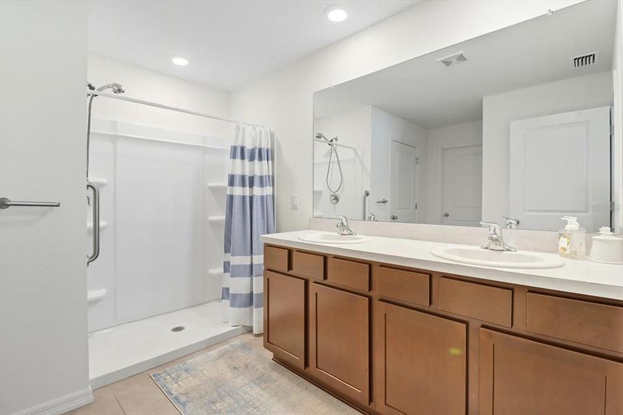 Furnished interior view inside a new home in Fairways at Twisted Oaks, Beverly Hills (Image 16).