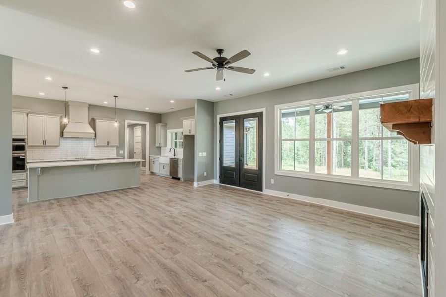 Spacious, unfurnished interior of a new home in , Bremen (Image 51).