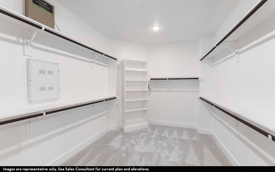 Spacious, unfurnished interior of a new home in Craig Ranch, McKinney (Image 18).