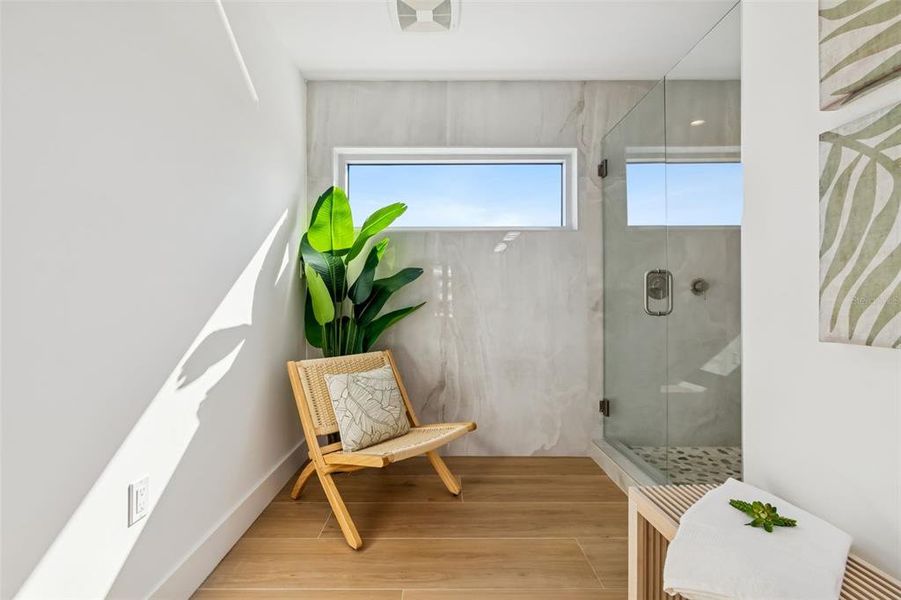 Image 90 of a home in .