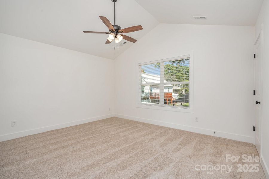 Spacious, unfurnished interior of a new home in , Gastonia (Image 13).