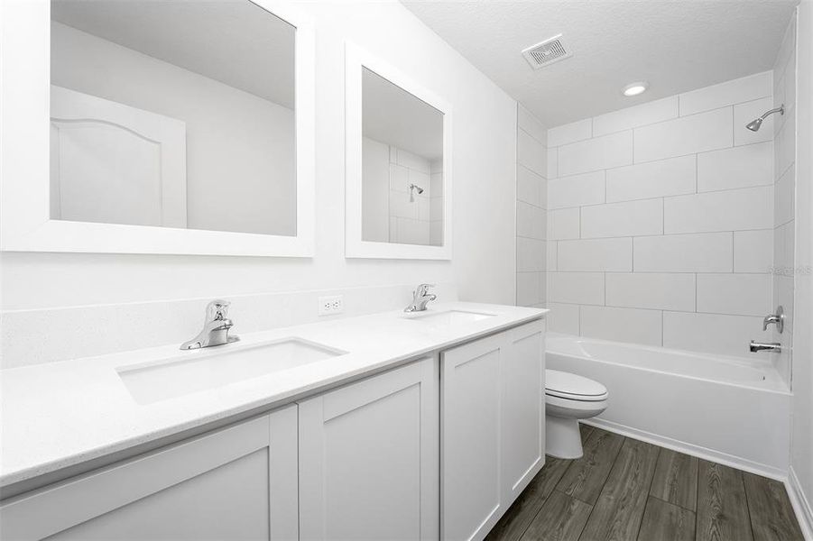 Furnished interior view inside a new home in Tula Parc, Astatula (Image 8). Furnished interior view inside a new home in Tula Parc, Astatula (Image 8).