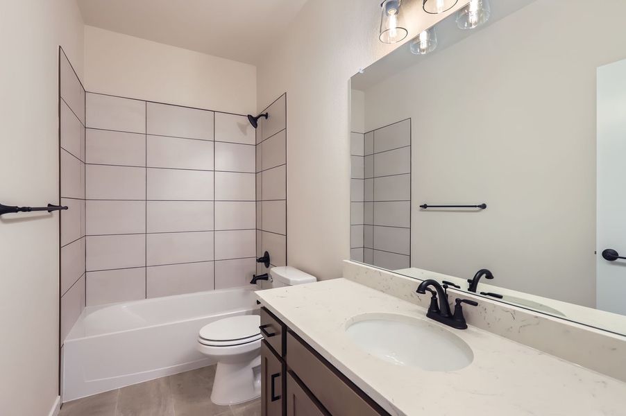 Plan V430 Secondary Bathroom Representative Photo Plan V430 Secondary Bathroom Representative Photo