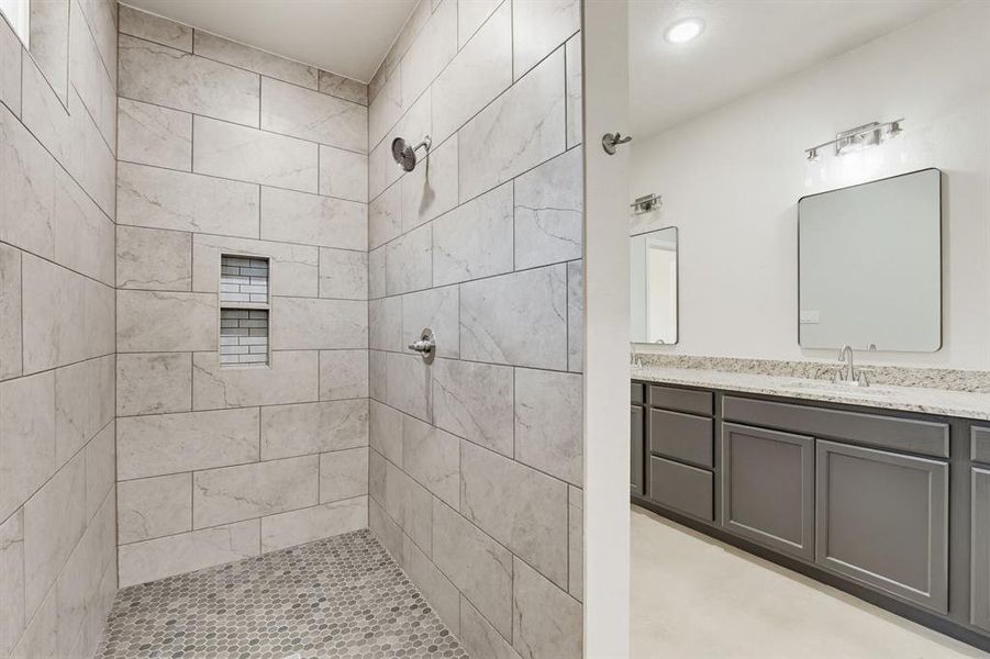 Furnished interior view inside a new home in , Copperas Cove (Image 10).