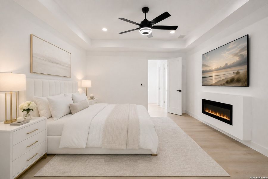 Furnished interior view inside a new home in , El Paso (Image 9).