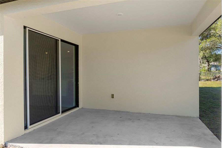 Exterior details and patio area of a home in , Citrus Springs (Image 27). Exterior details and patio area of a home in , Citrus Springs (Image 27).