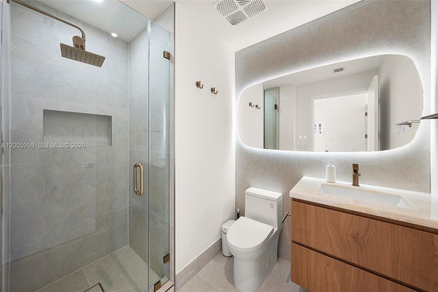 Furnished interior view inside a new home in , Miami (Image 31).