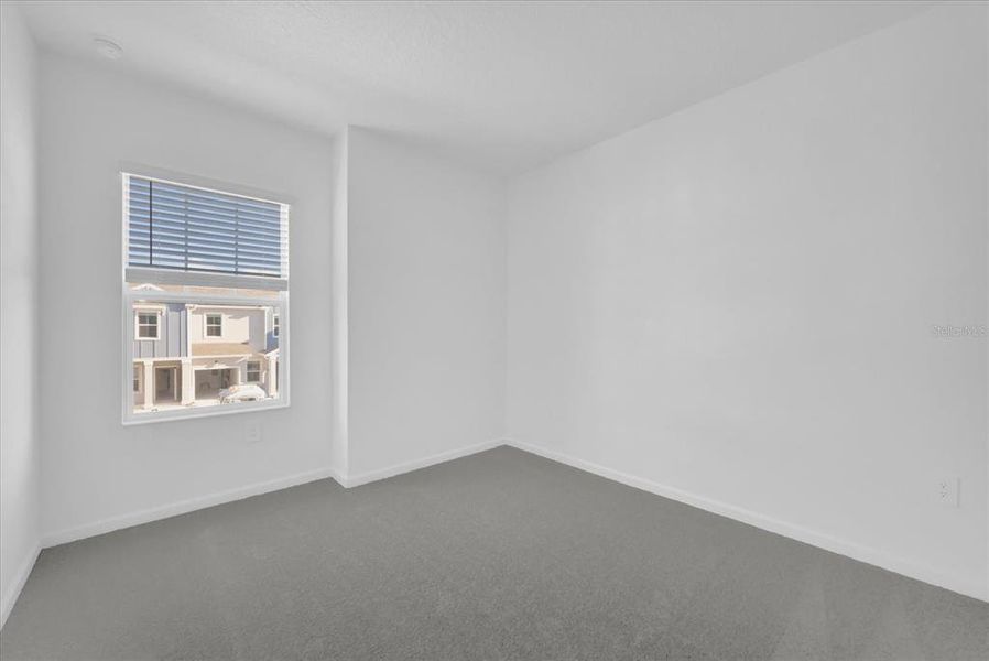 Spacious, unfurnished interior of a new home in , Kissimmee (Image 18).