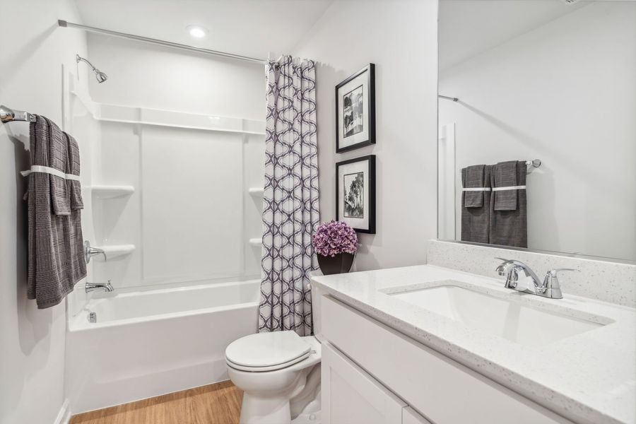 Full Bathroom Full Bathroom