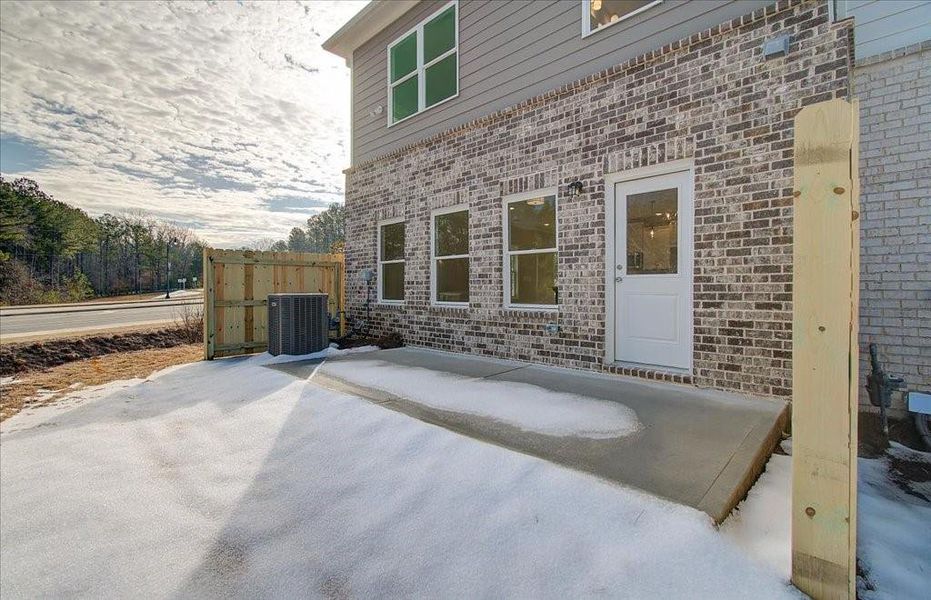 Exterior details and patio area of a home in Wildwood Place, Powder Springs (Image 4).