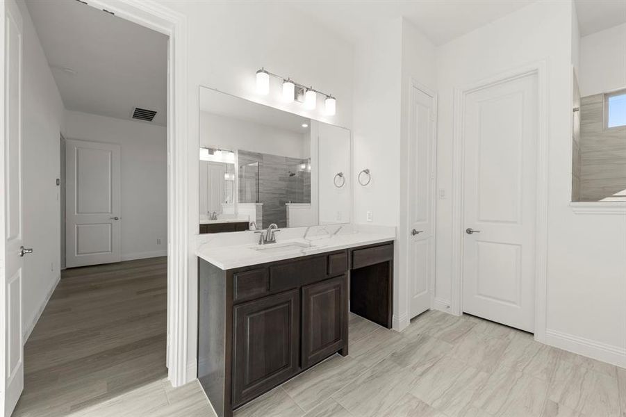 20. 512 Birthright - Bath (2)