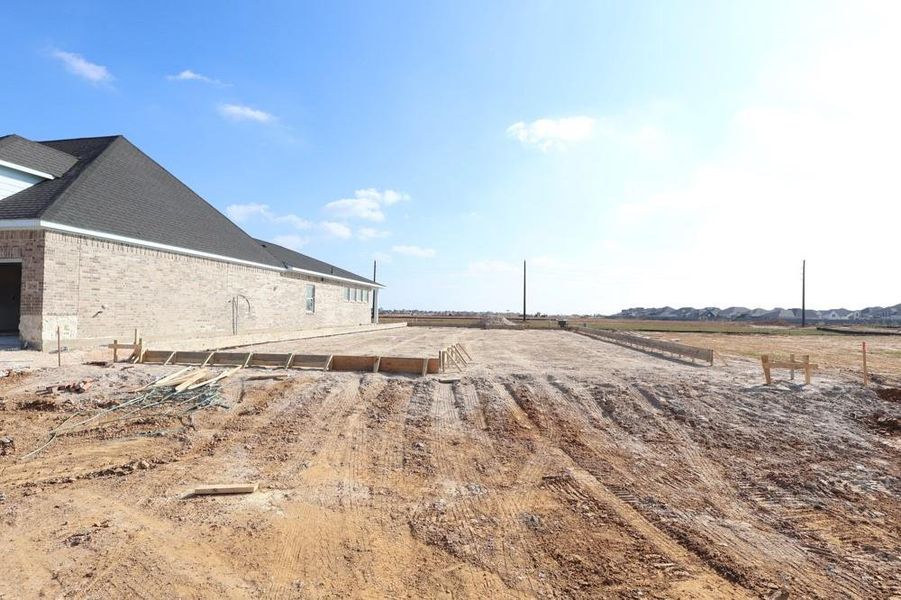 Every foundation at DWH is engineered and it’s inspected three times! We do not do “batch” testing. Rest easy knowing your foundation comes with a 10 year warranty. Every foundation at DWH is engineered and it’s inspected three times! We do not do “batch” testing. Rest easy knowing your foundation comes with a 10 year warranty.