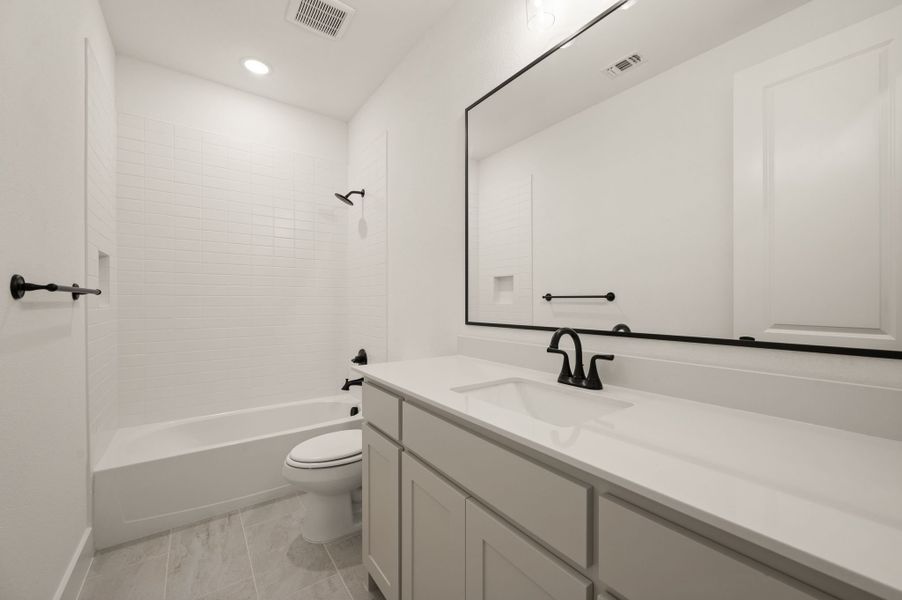 Furnished interior view inside a new home in Parks of Aledo, Aledo (Image 14). Furnished interior view inside a new home in Parks of Aledo, Aledo (Image 14).