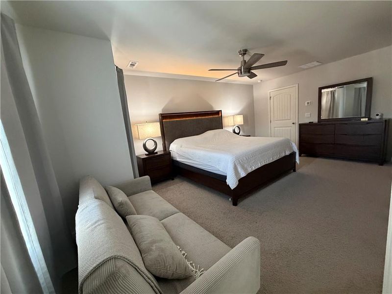 Furnished interior view inside a new home in , Buford (Image 10).