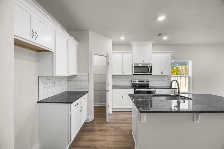 Furnished interior view inside a new home in Windsor, North Augusta (Image 7).