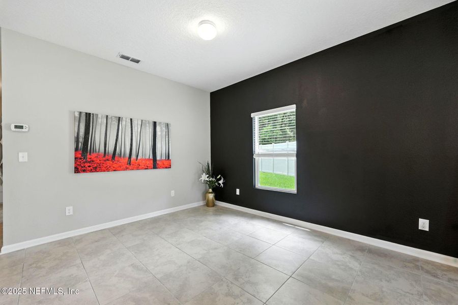 Spacious, unfurnished interior of a new home in , Jacksonville (Image 21).