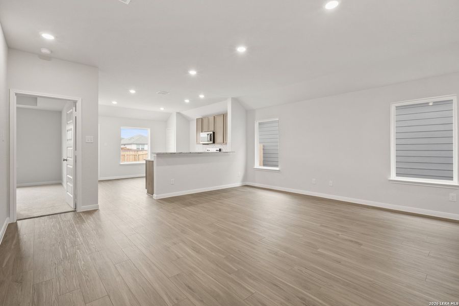 Spacious, unfurnished interior of a new home in Abbott Place, St. Hedwig (Image 14).