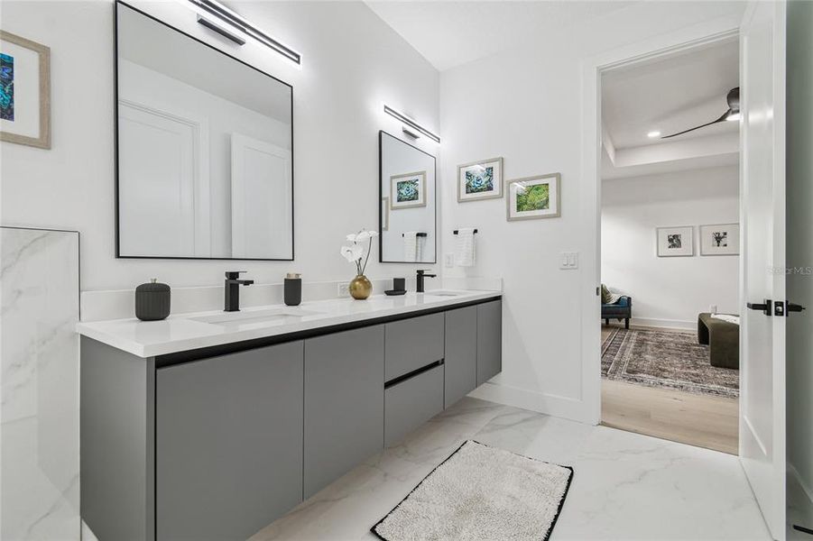 Furnished interior view inside a new home in , Tampa (Image 30).