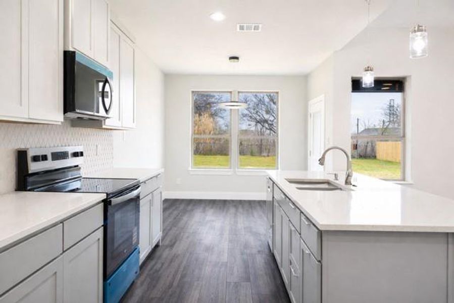 Furnished interior view inside a new home in , Alvarado (Image 10).