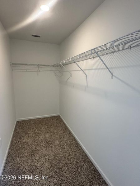 Spacious, unfurnished interior of a new home in Rookery, Green Cove Springs (Image 24).