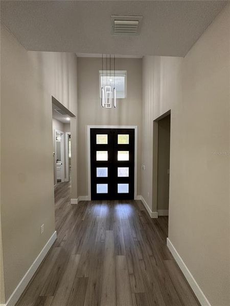 Spacious, unfurnished interior of a new home in , Groveland (Image 17).