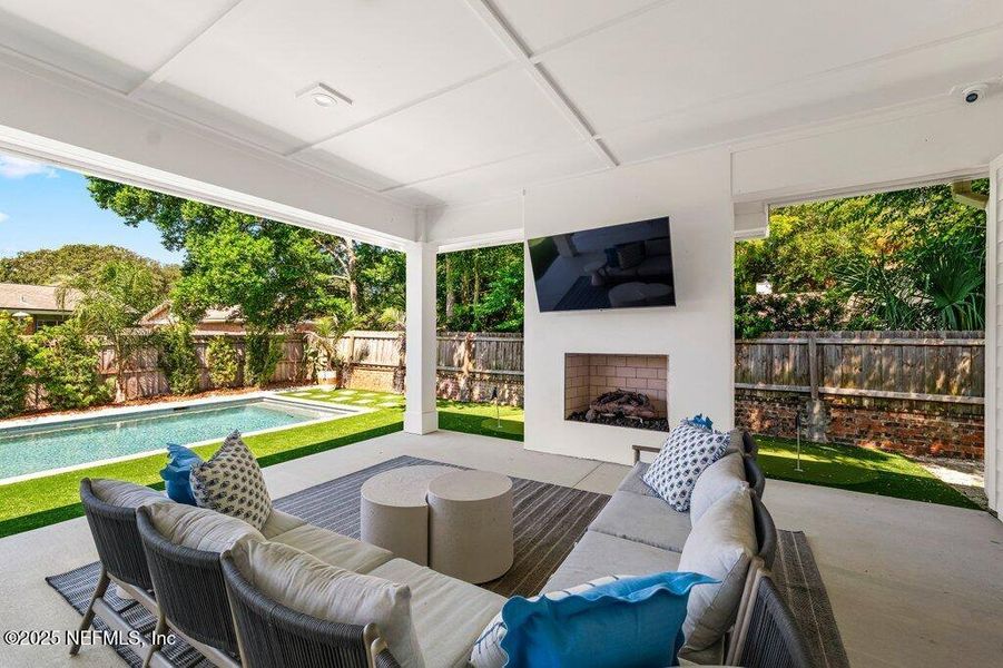 Furnished interior view inside a new home in , Neptune Beach (Image 17).