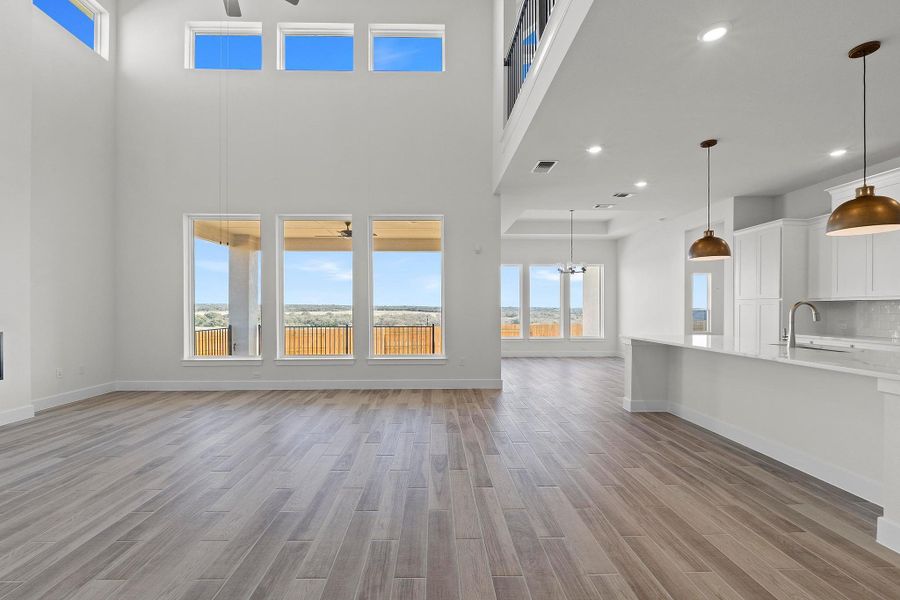 Spacious, unfurnished interior of a new home in Lariat, Liberty Hill (Image 18).
