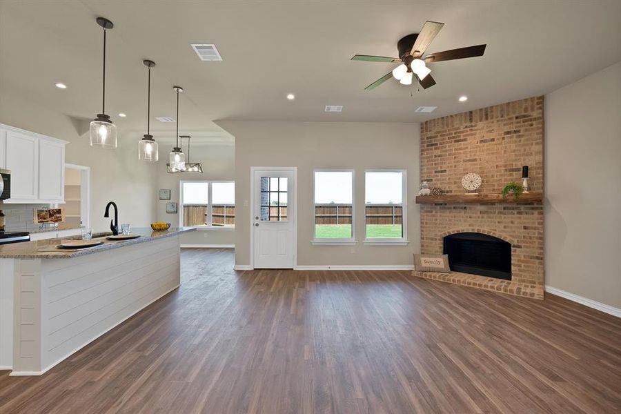 Furnished interior view inside a new home in , Mabank (Image 11).