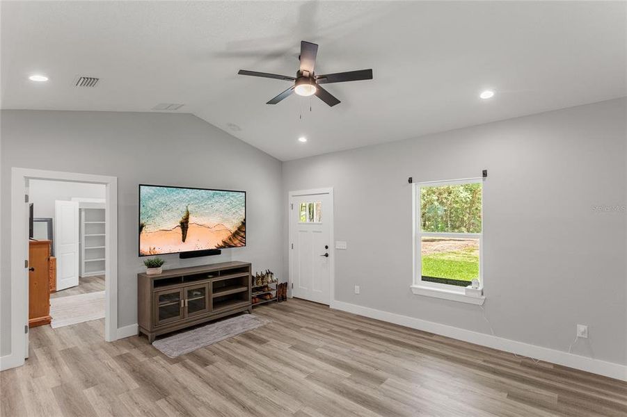Image 42 of a home in .