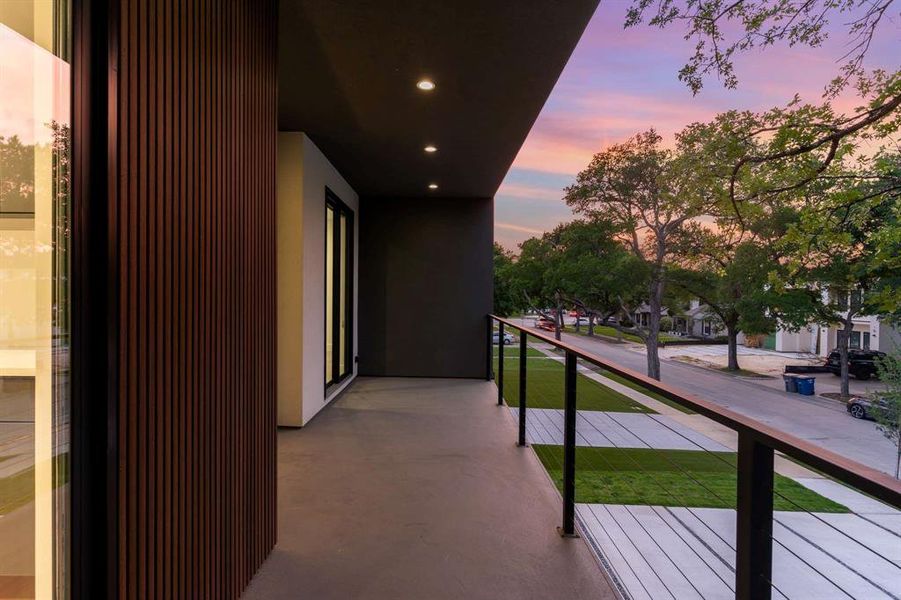 Exterior details and patio area of a home in , Dallas (Image 33).