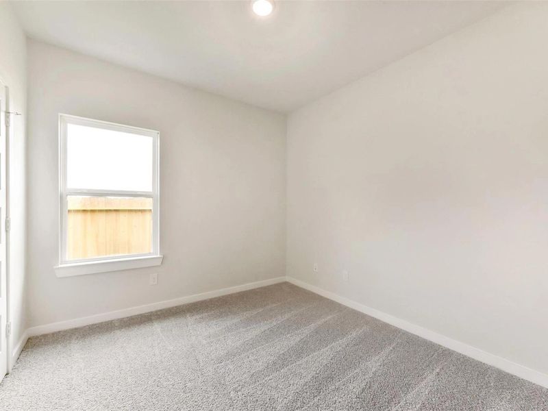 Spacious, unfurnished interior of a new home in River Ranch Meadows, Dayton (Image 28).