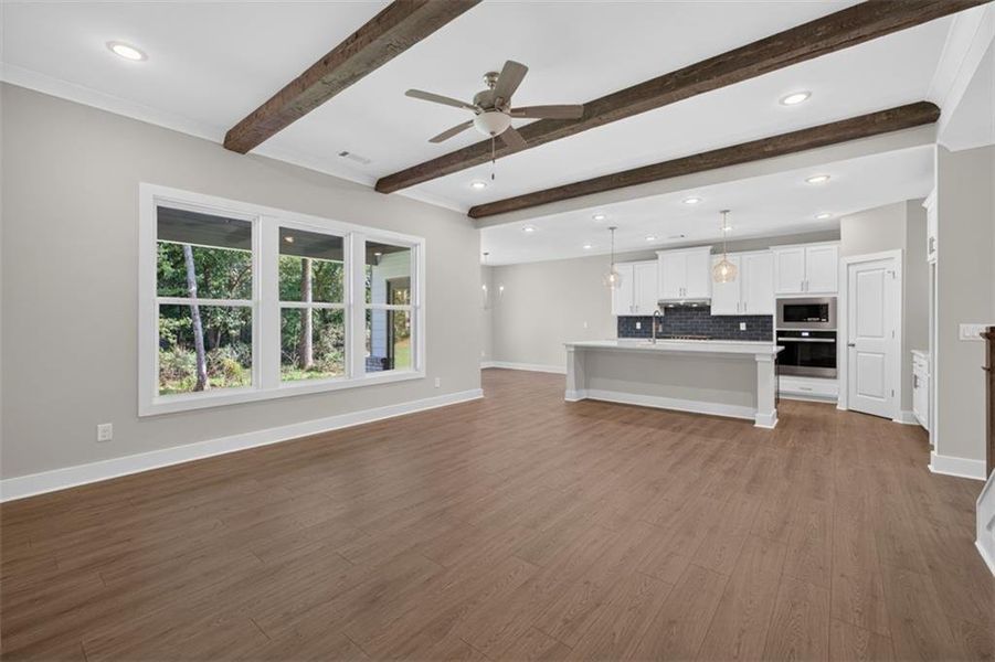 Spacious, unfurnished interior of a new home in , Gainesville (Image 23).