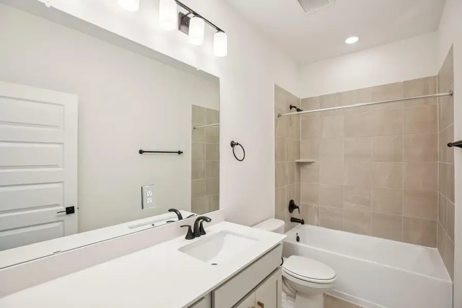 Furnished interior view inside a new home in , Atascocita (Image 7).