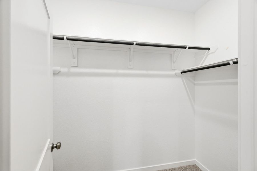 Spacious, unfurnished interior of a new home in Crockett Meadows, Conroe (Image 12).