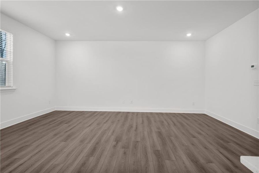 Spacious, unfurnished interior of a new home in Shadow Creek, Jackson (Image 16). Spacious, unfurnished interior of a new home in Shadow Creek, Jackson (Image 16).