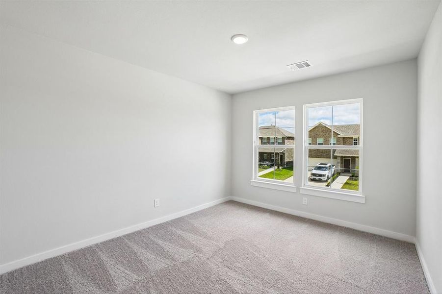 Spacious, unfurnished interior of a new home in Ambergrove, Royse City (Image 33).