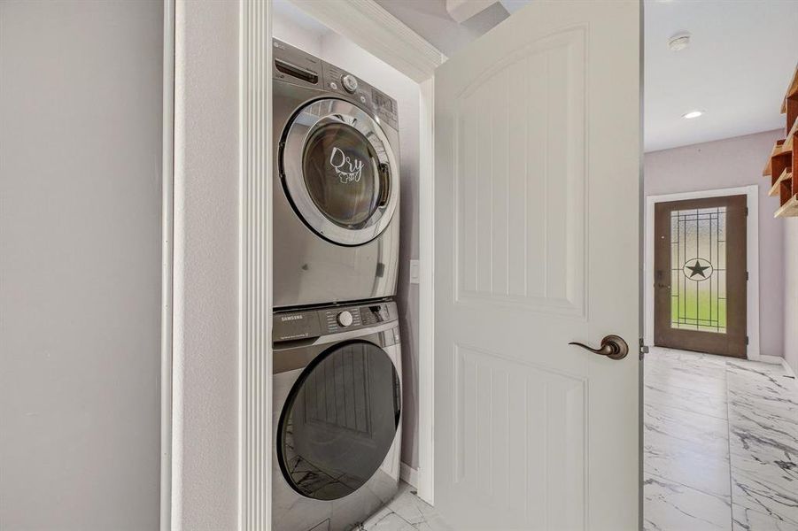 Right Side Laundry Right Side Laundry