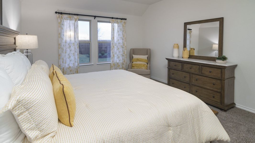 Furnished interior view inside a new home in Stonewyck Farms, Ennis (Image 8).