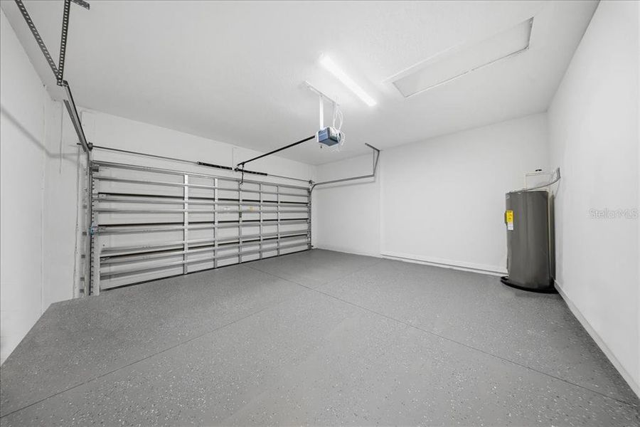 Spacious, unfurnished interior of a new home in , North Port (Image 26). Spacious, unfurnished interior of a new home in , North Port (Image 26).