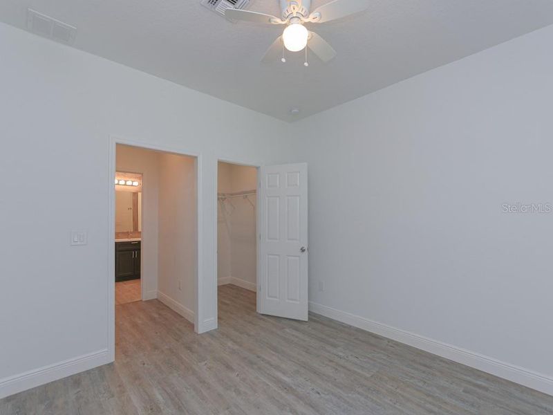 Spacious, unfurnished interior of a new home in , Orlando (Image 17). Spacious, unfurnished interior of a new home in , Orlando (Image 17).