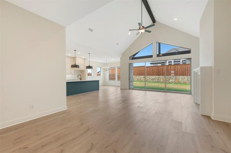 Spacious, unfurnished interior of a new home in Terraces – Estates, Rockwall (Image 18).