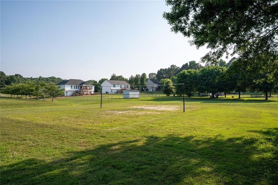 Community amenities in , Calhoun (Image 28).