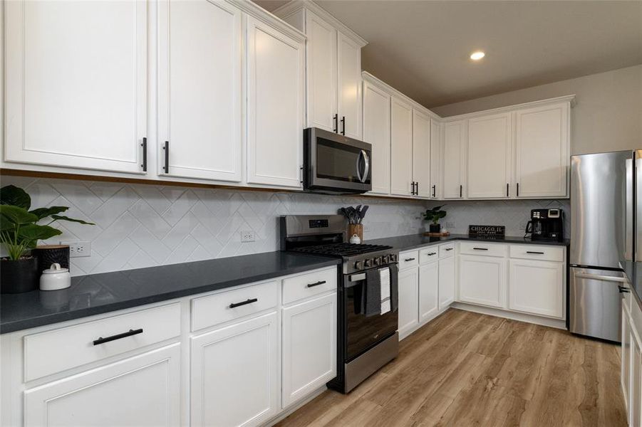 Furnished interior view inside a new home in The Preserve Estates, Northlake (Image 17).