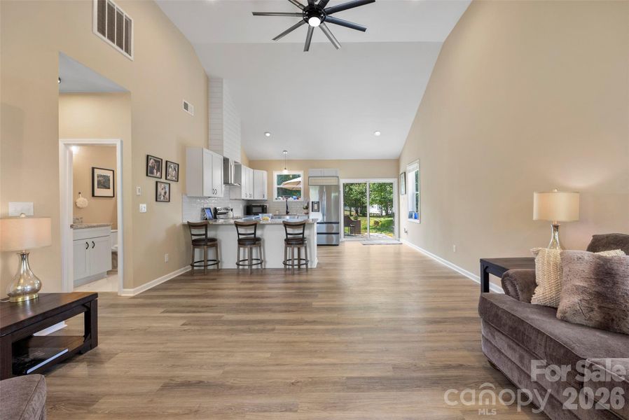 Furnished interior view inside a new home in , Shelby (Image 19).