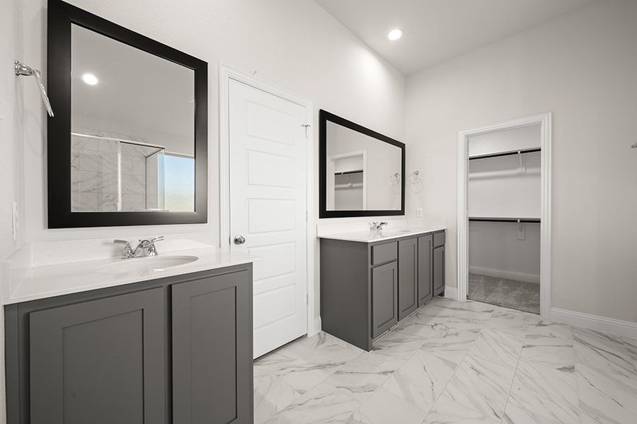 Front exterior of a new home in Still Water Lake, Godley, TX, highlighting curb appeal (Image 25). Front exterior of a new home in Still Water Lake, Godley, TX, highlighting curb appeal (Image 25).