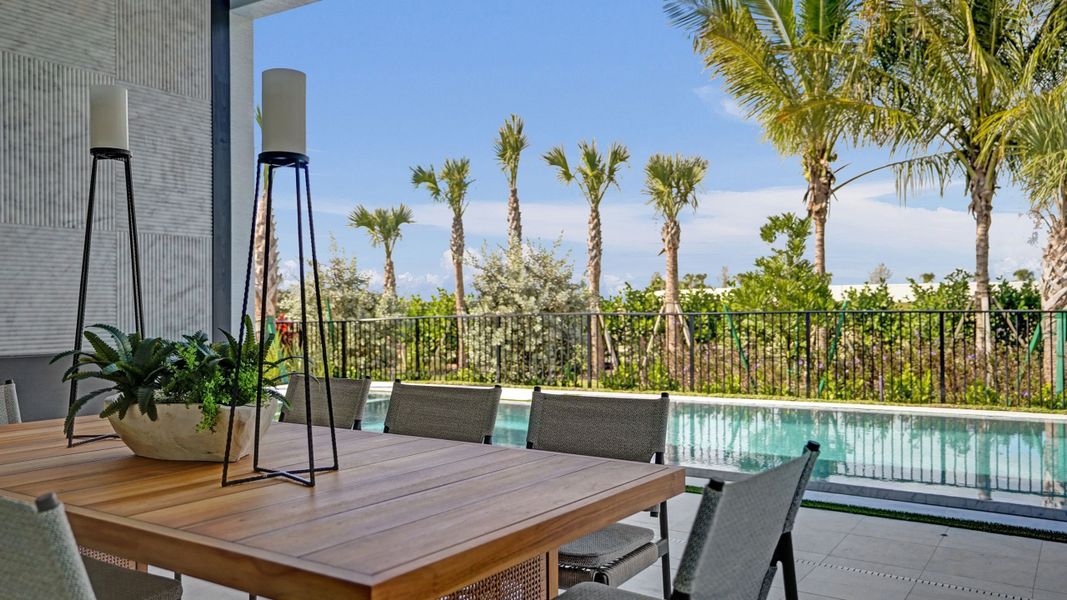 Lanai to Pool Lanai to Pool