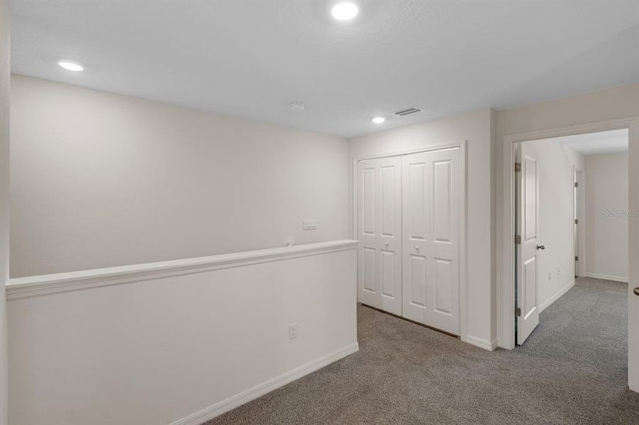 Spacious, unfurnished interior of a new home in Waterleigh, Winter Garden (Image 38).